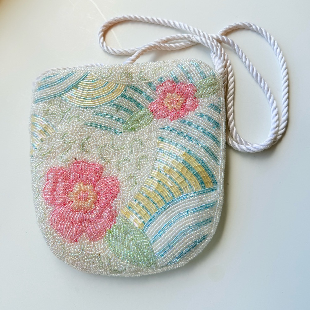 Vintage‎ Beaded Floral Hand Bag